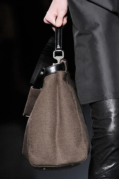 Look 125